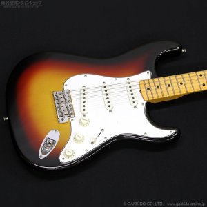 画像2: Fender Custom Shop　Vintage Custom 1962 Stratocaster Time Capsule Package - Maple #R132634 [3-Color Sunburst]