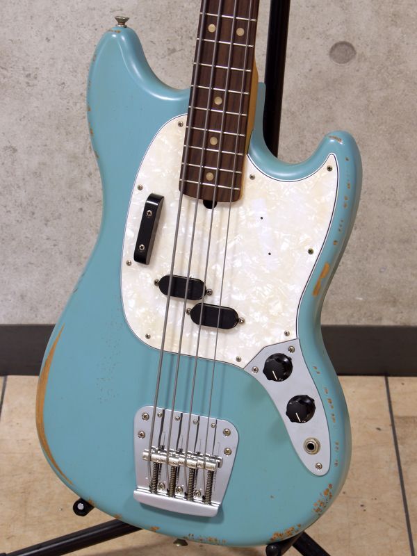 Fender JMJ Road Worn Mustang Bass RW [Faded Daphne Blue] - 楽器堂 
