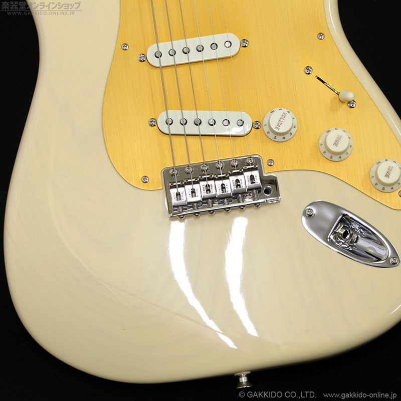 Fender Custom Shop　American Deluxe Strat Maple Neck [Honey Blonde]